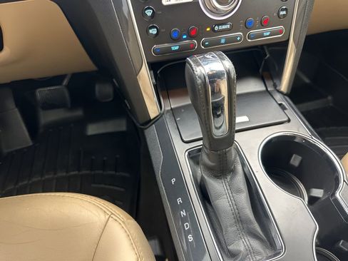 Used 2017 Ford Explorer Limited w/ Equipment Group 301A image 19