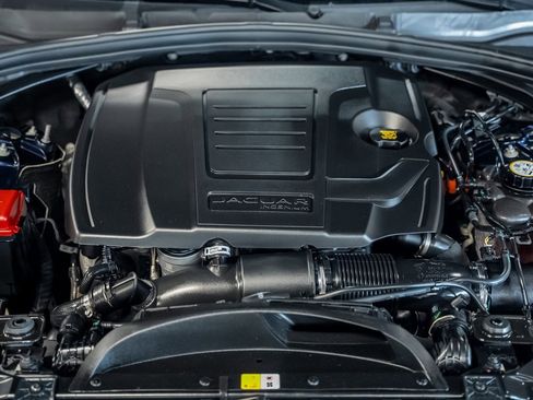 Used 2025 Jaguar F-PACE R-Dynamic S image 61