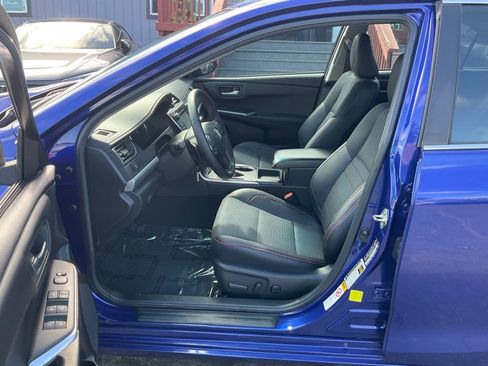 Used 2015 Toyota Camry SE image 13