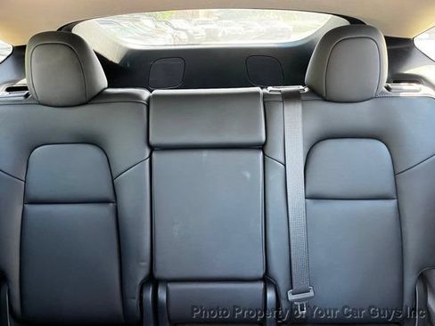 Used 2024 Tesla Model Y 2WD image 6