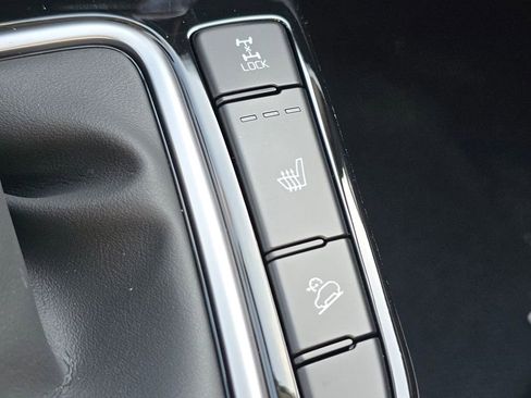 Used 2026 Kia Seltos S image 32