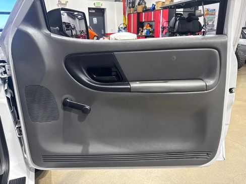 Used 2011 Ford Ranger XL image 14