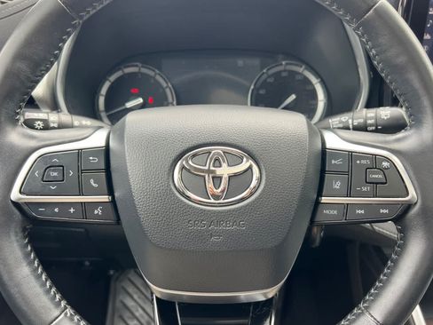Used 2021 Toyota Highlander Platinum AWD/4WD image 28