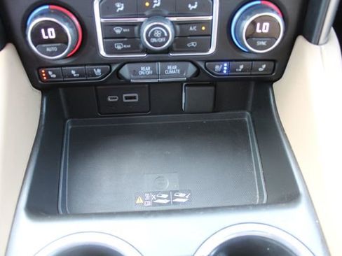 Used 2022 Chevrolet Tahoe Premier w/ Texas Edition image 37