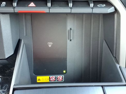New 2026 Toyota Tundra Platinum AWD/4WD image 18
