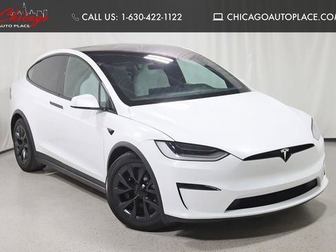 Used 2023 Tesla Model X image 1