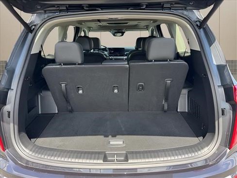 Used 2025 Kia Telluride S FWD image 21