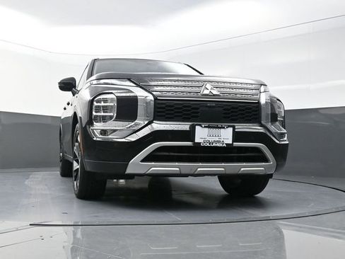 Used 2023 Mitsubishi Outlander SE image 20