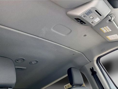 Certified 2024 Ford Transit 350 XLT image 22