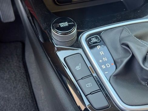 Used 2025 Kia Seltos S image 24