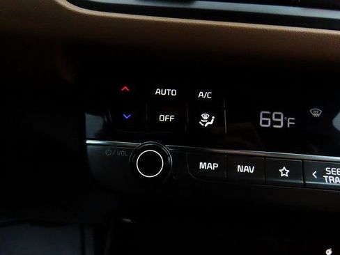 Used 2024 Kia Seltos EX image 25