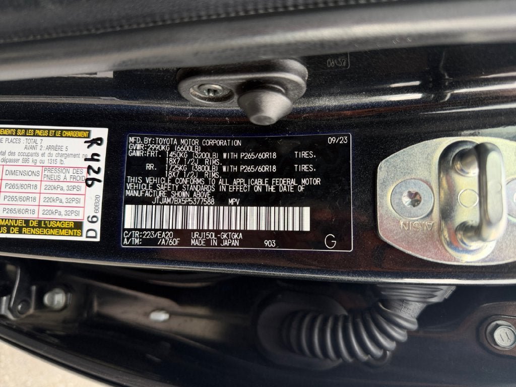 Used 2023 Lexus GX 460 Premium w/ Premium Package AWD/4WD image 37