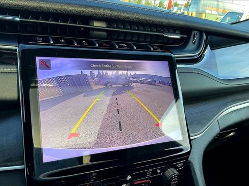 Used 2024 Jeep Grand Cherokee Limited 4xe image 21