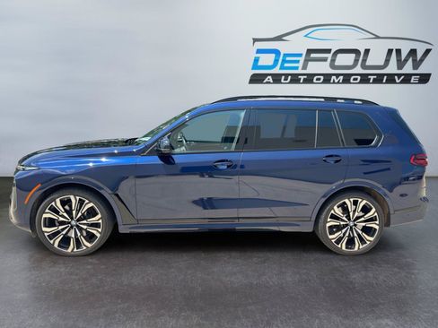 Used 2024 BMW X7 M60i w/ Executive Package AWD/4WD image 18