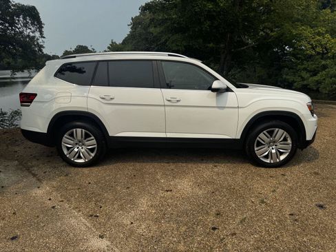 Used 2019 Volkswagen Atlas SE w/ Towing Package AWD/4WD image 3