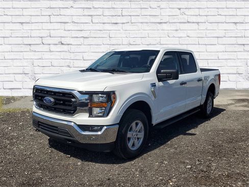 Used 2023 Ford F150 XLT w/ Equipment Group 301A Mid image 4