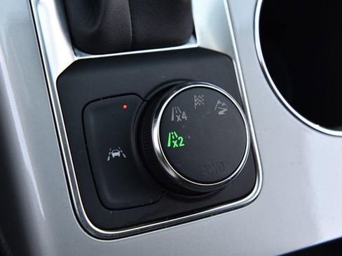 Used 2025 Chevrolet Blazer LT AWD/4WD image 15
