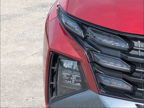 Used 2025 Hyundai Tucson SEL FWD image 10