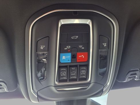 New 2026 Jeep Grand Wagoneer Limited image 5