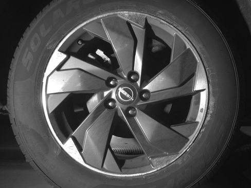 Used 2025 Nissan Rogue SV image 15