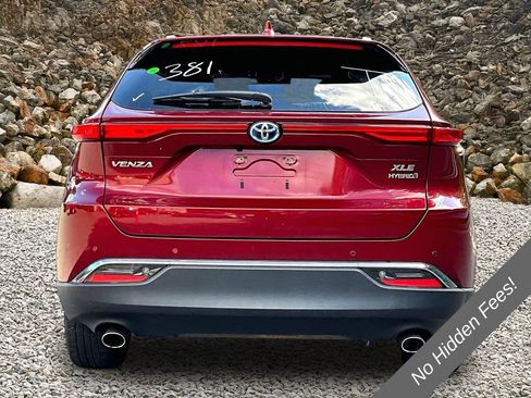 Used 2021 Toyota Venza XLE w/ Carpet Mat Package (TMS) AWD/4WD image 4