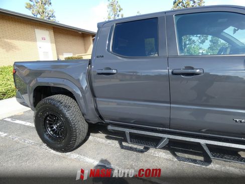 Used 2026 Toyota Tacoma SR5 AWD/4WD image 6
