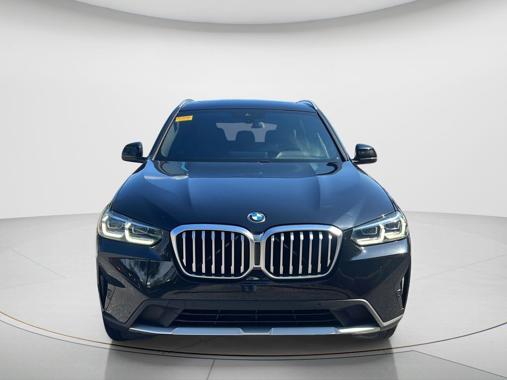 Used 2022 BMW X3 sDrive30i w/ Premium Package 2 (ZPA) RWD image 2
