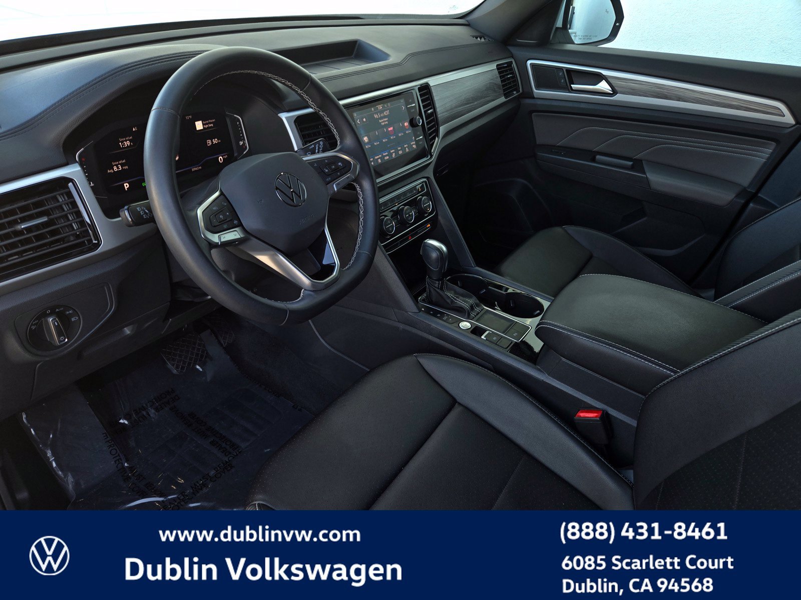 Certified 2023 Volkswagen Atlas Cross Sport SE FWD image 9