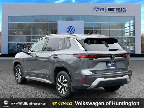 Certified 2025 Volkswagen Tiguan S image 6