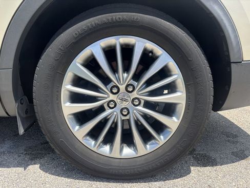 Used 2016 Lincoln MKX Select w/ Select Plus Package FWD image 40