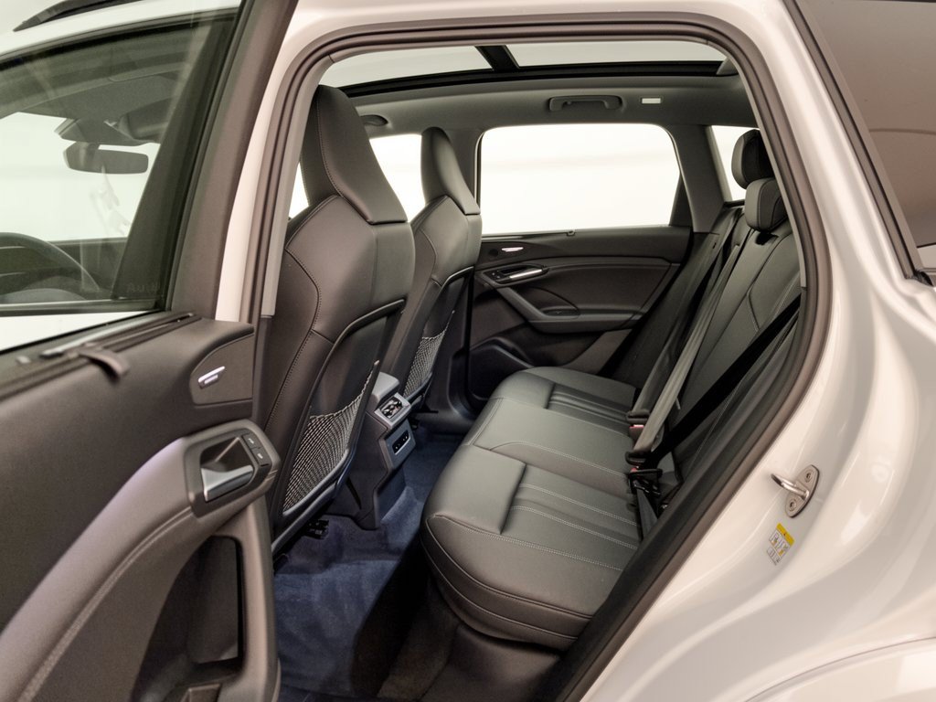 Certified 2025 Audi Q6 e-tron Premium Plus w/ Premium Plus AWD/4WD image 25