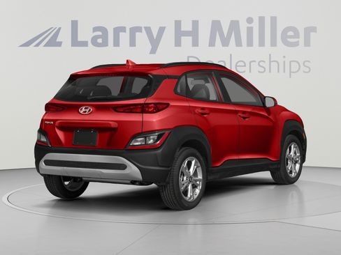 Used 2023 Hyundai Kona SEL AWD/4WD image 2