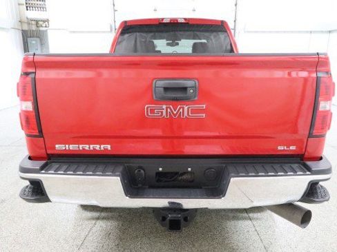 Used 2015 GMC Sierra 2500 SLE w/ SLE Preferred Package image 8