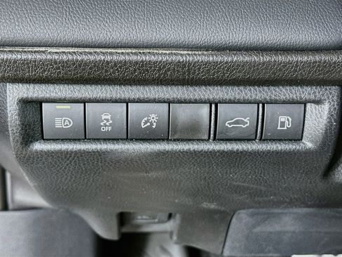 Used 2026 Toyota Camry XSE FWD image 17