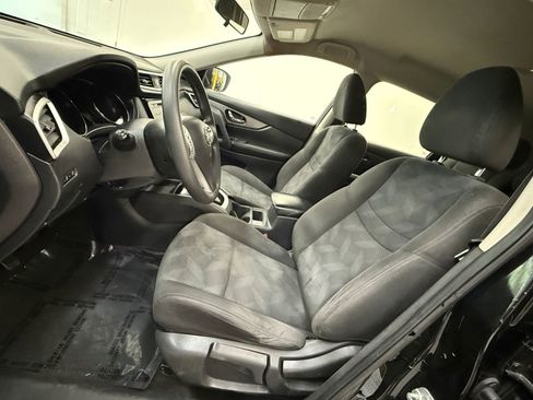 Used 2015 Nissan Rogue S AWD/4WD image 17