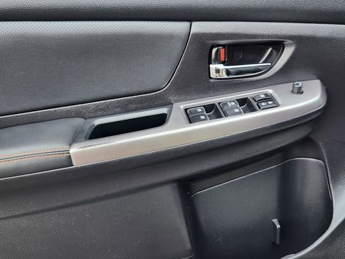 Used 2016 Subaru Crosstrek 2.0i Limited w/ Popular Package #2 image 23