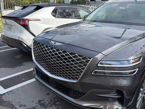 Used 2021 Genesis GV80 2.5T w/ Advanced Package 03 RWD image 2