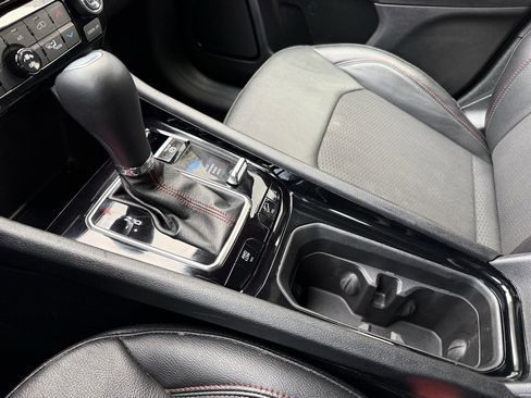 Used 2024 Jeep Compass Trailhawk image 24