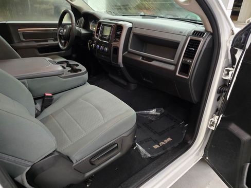 Used 2020 RAM 1500 Tradesman w/ Popular Equipment Group RWD image 29