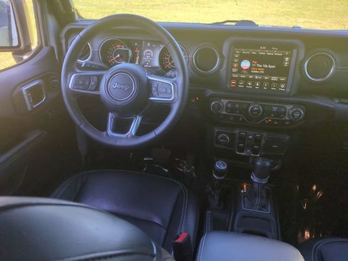 Used 2023 Jeep Wrangler Unlimited Sahara w/ LED Lighting Group AWD/4WD image 30
