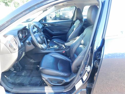 Used 2015 MAZDA MAZDA3 i Grand Touring image 6