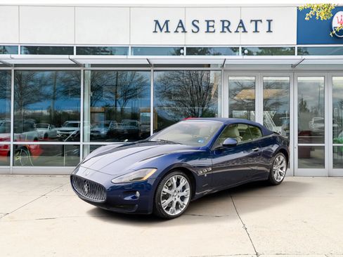 Used 2012 Maserati GranTurismo Convertible RWD image 1