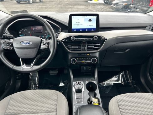 Certified 2022 Ford Escape SE w/ Convenience Package image 3