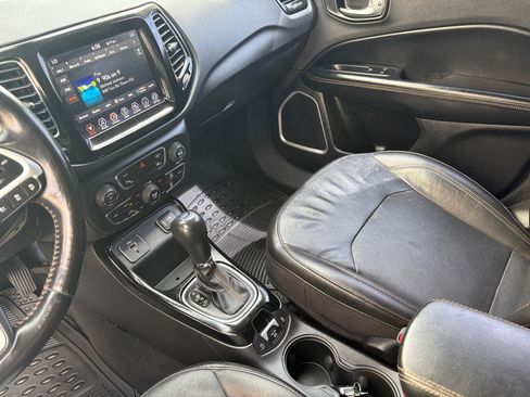 Used 2021 Jeep Compass Limited FWD image 11