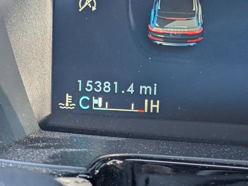 Used 2023 Lincoln Corsair Reserve w/ Equipment Group 201A image 17