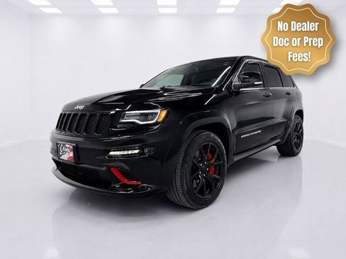 Used 2015 Jeep Grand Cherokee SRT w/ Luxury Group II AWD/4WD image 2