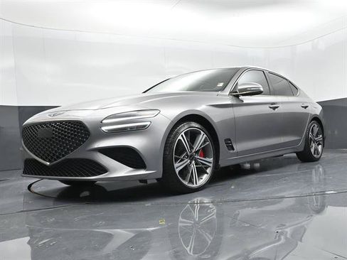 Used 2025 Genesis G70 3.3T Advanced RWD image 33