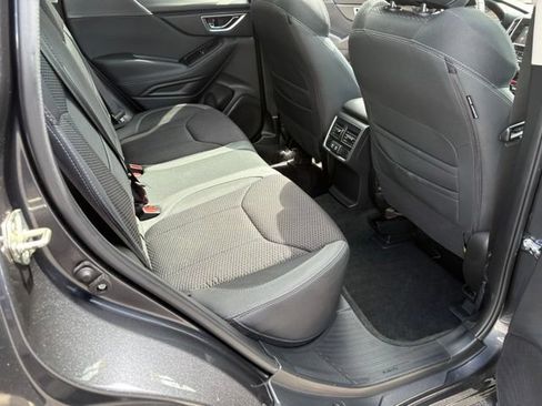 Used 2019 Subaru Forester Premium AWD/4WD image 33