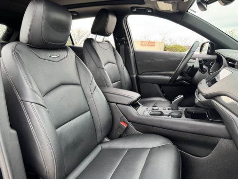 Used 2023 Cadillac XT4 Sport w/ Driver Assist Package image 37