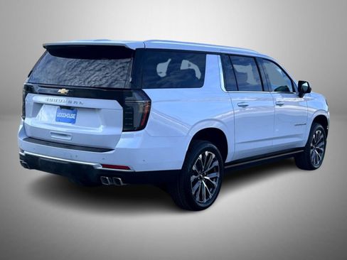 New 2026 Chevrolet Suburban High Country AWD/4WD image 5
